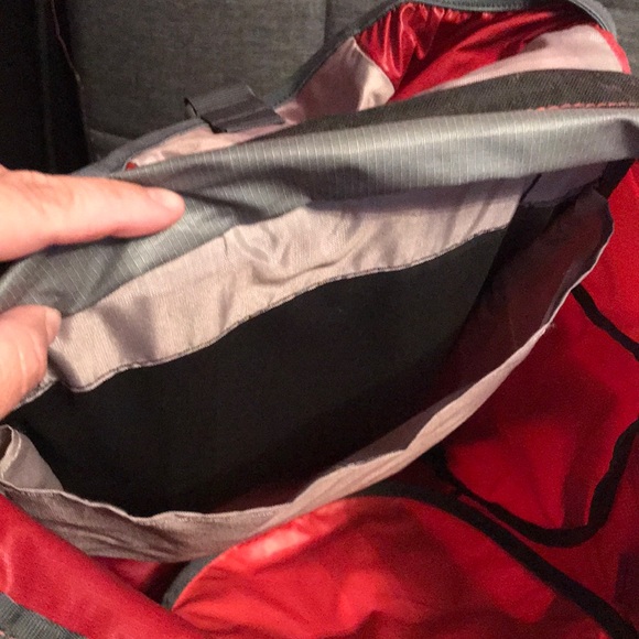 Deuter backpack purchased in Germany used once - Picture 6 of 8